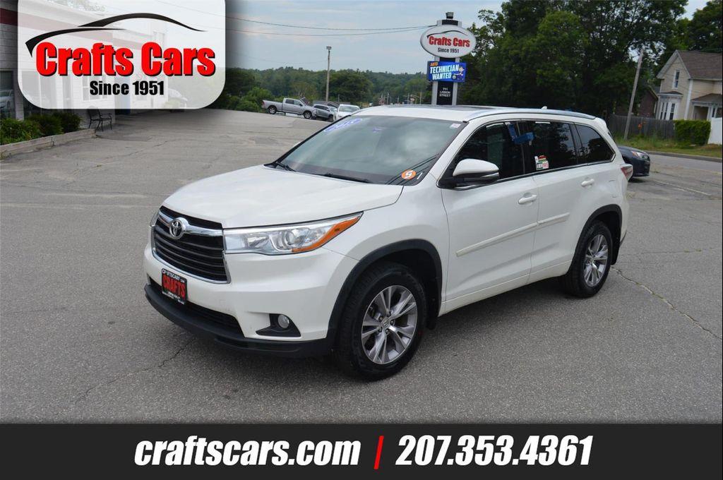 used 2015 Toyota Highlander car, priced at $17,490