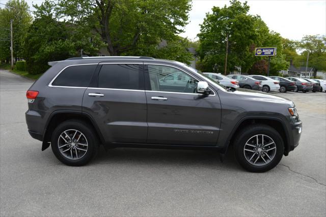 used 2017 Jeep Grand Cherokee car, priced at $17,490