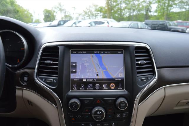 used 2017 Jeep Grand Cherokee car, priced at $17,490