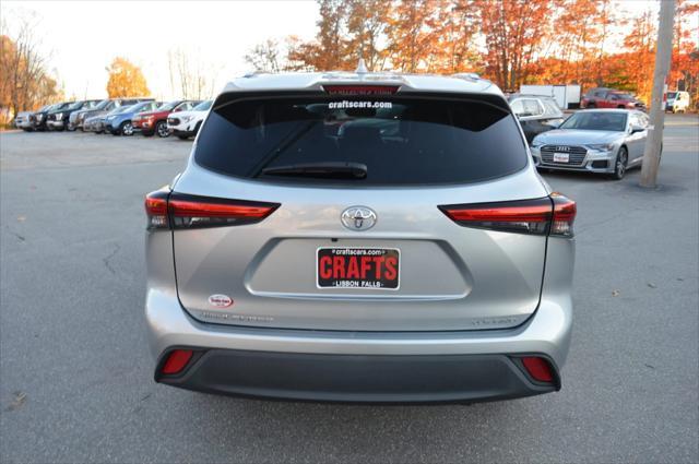 used 2021 Toyota Highlander car, priced at $34,990