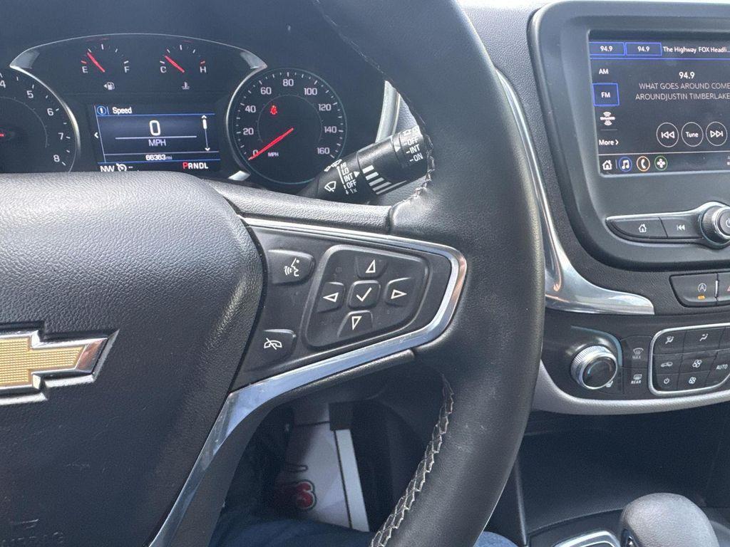 used 2023 Chevrolet Equinox car, priced at $19,990