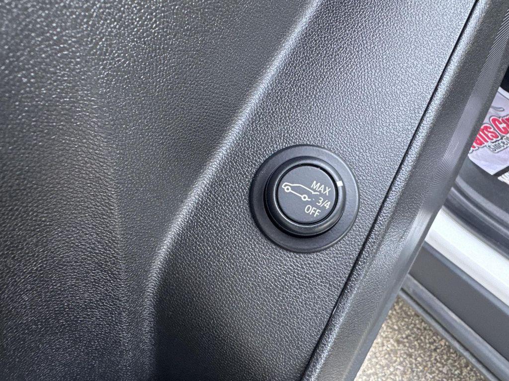 used 2023 Chevrolet Equinox car, priced at $19,990