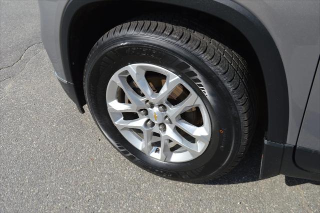 used 2018 Chevrolet Traverse car, priced at $15,990