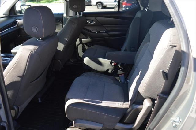 used 2018 Chevrolet Traverse car, priced at $15,990