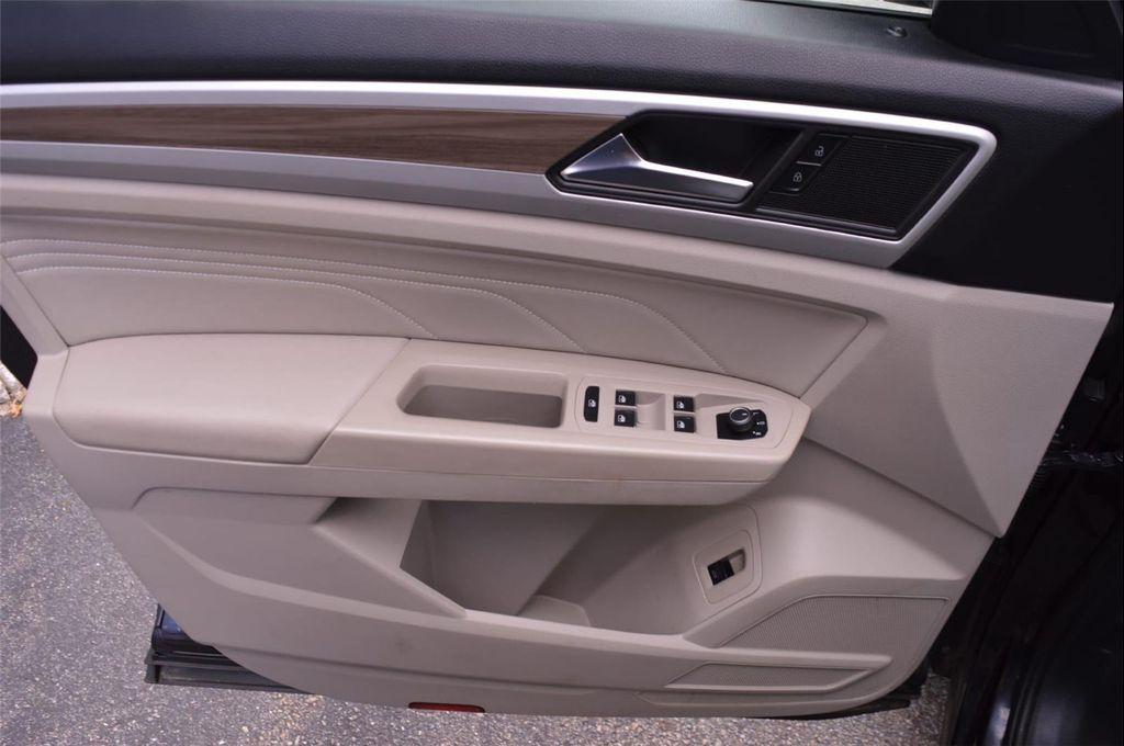 used 2021 Volkswagen Atlas car, priced at $26,990