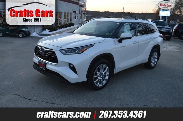 used 2020 Toyota Highlander Hybrid car, priced at $27,990