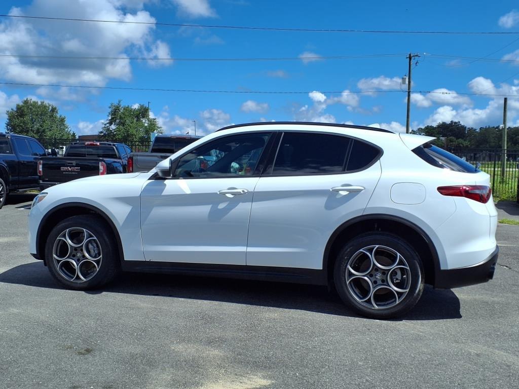 used 2022 Alfa Romeo Stelvio car, priced at $19,697