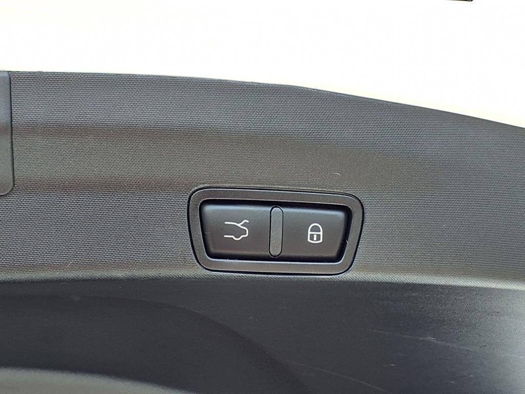 used 2022 Alfa Romeo Stelvio car, priced at $19,697