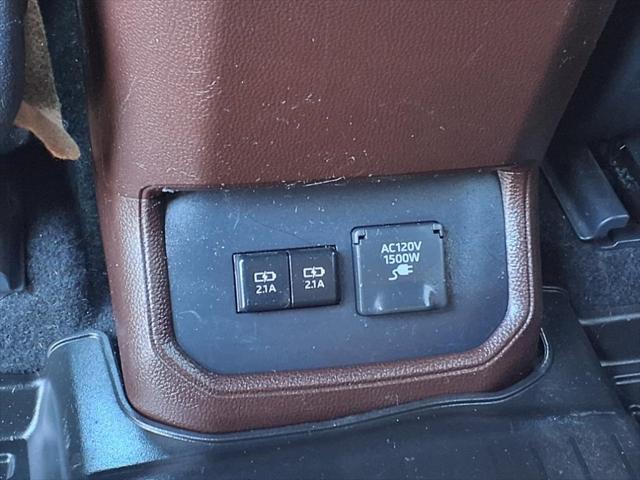 used 2021 Toyota Highlander Hybrid car