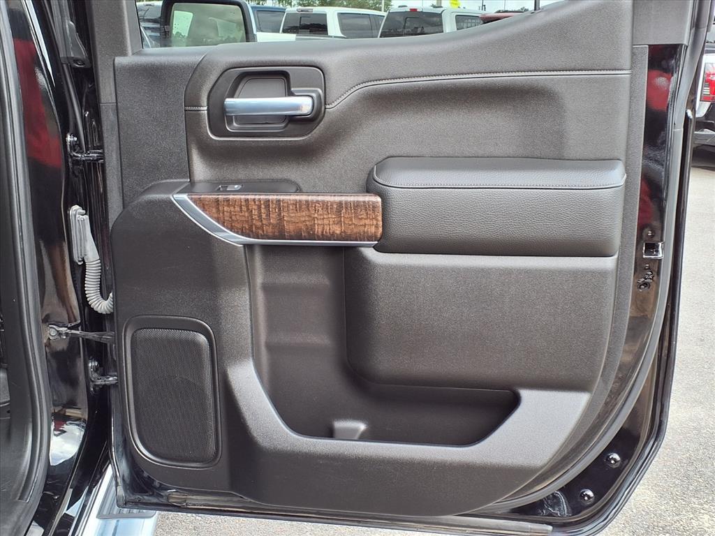 used 2022 GMC Sierra 1500 car, priced at $38,484