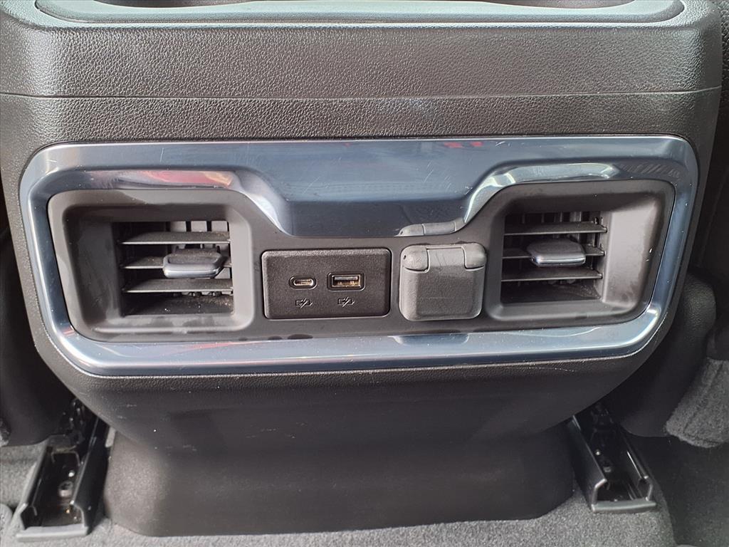used 2022 GMC Sierra 1500 car, priced at $38,484