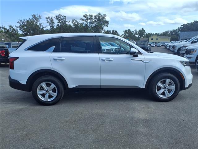 used 2023 Kia Sorento car, priced at $21,994