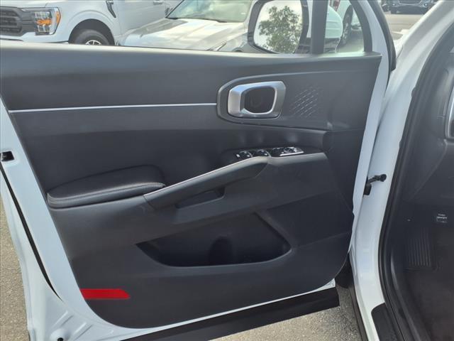 used 2023 Kia Sorento car, priced at $21,994