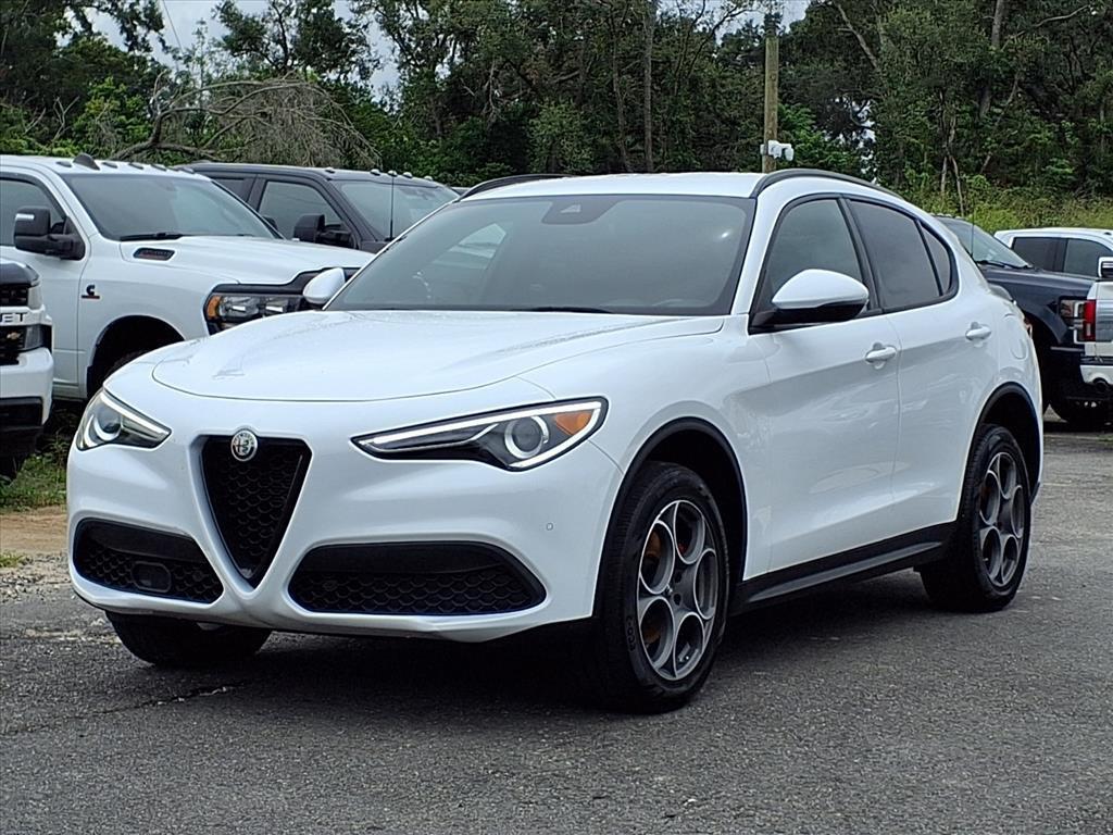 used 2022 Alfa Romeo Stelvio car, priced at $18,997