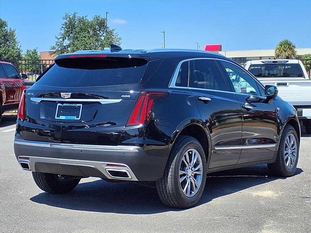 used 2021 Cadillac XT5 car, priced at $25,897