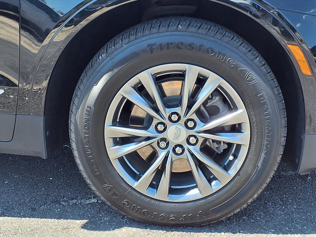 used 2021 Cadillac XT5 car, priced at $25,897