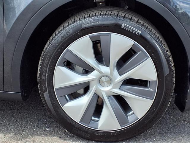 used 2024 Tesla Model Y car, priced at $29,397