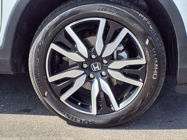 used 2022 Honda Pilot car, priced at $32,994