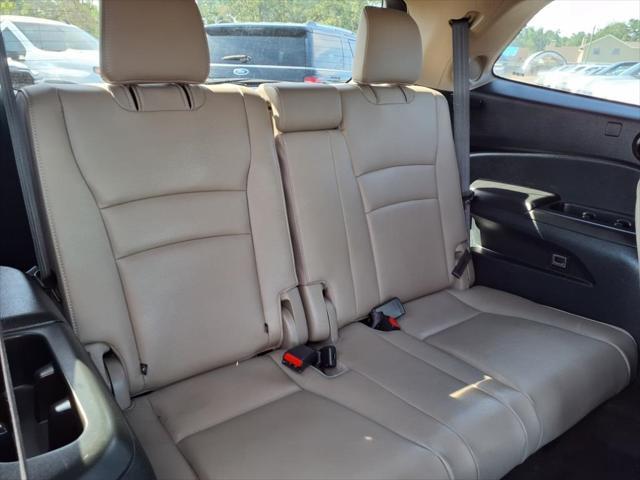 used 2022 Honda Pilot car, priced at $32,994