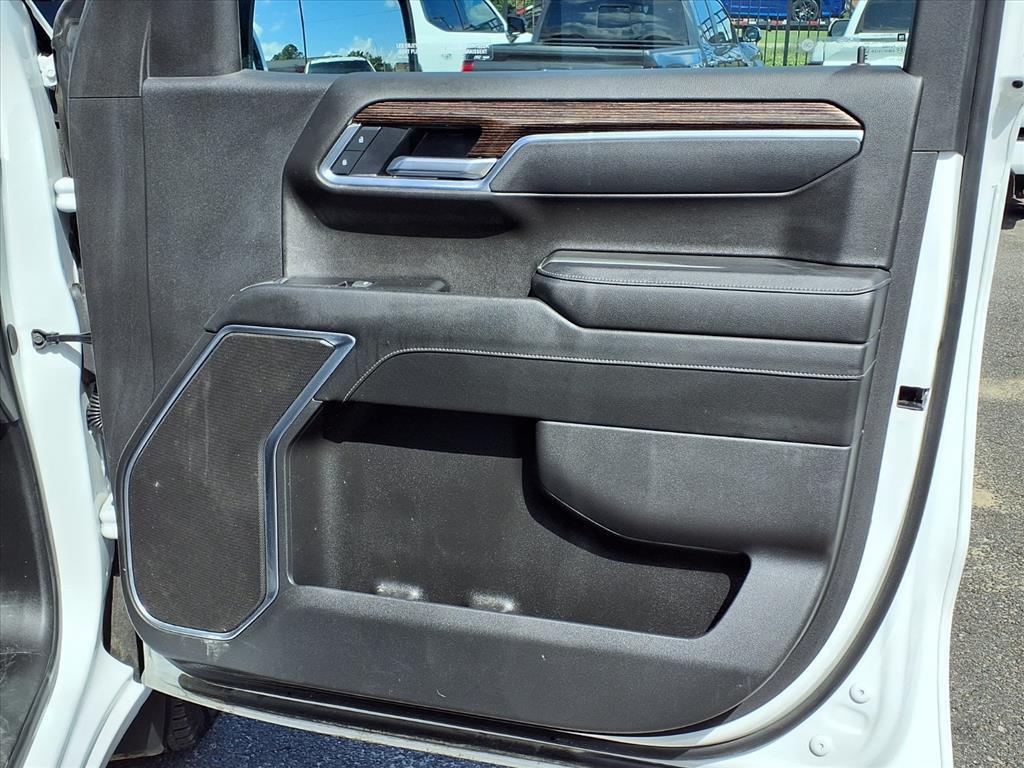 used 2025 GMC Sierra 1500 car, priced at $45,994