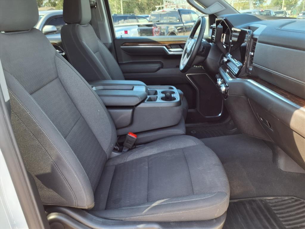 used 2025 GMC Sierra 1500 car, priced at $45,994