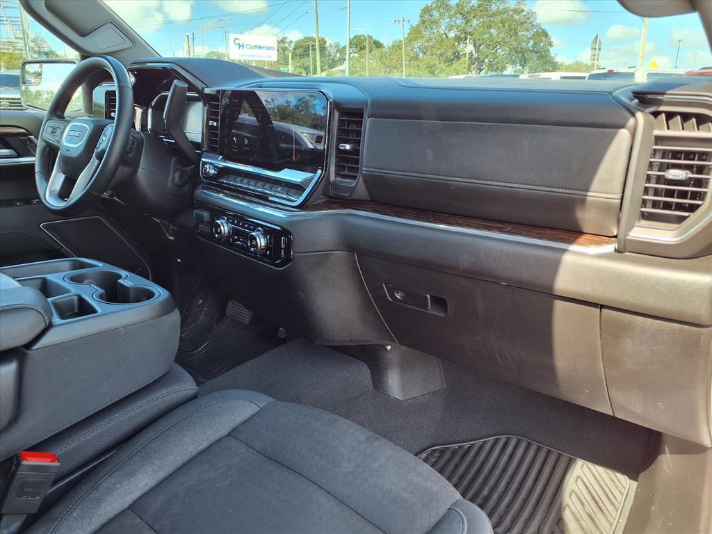used 2025 GMC Sierra 1500 car, priced at $45,994