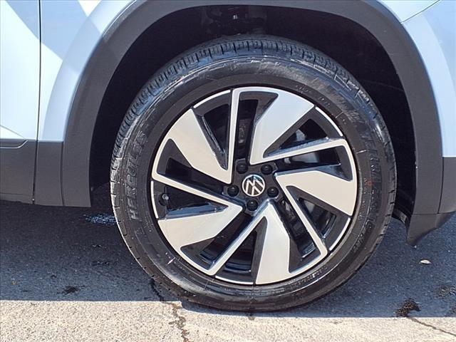 used 2024 Volkswagen Atlas car, priced at $27,994