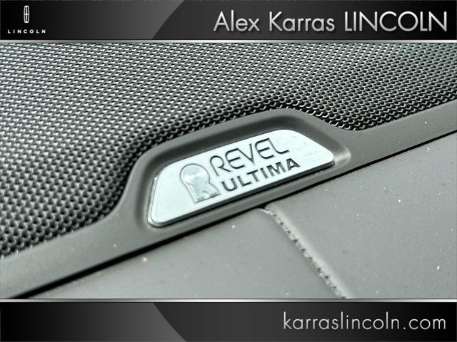 used 2021 Lincoln Navigator car, priced at $56,995