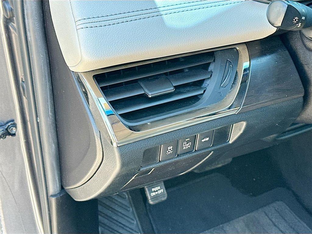 used 2016 Toyota Avalon car, priced at $15,969