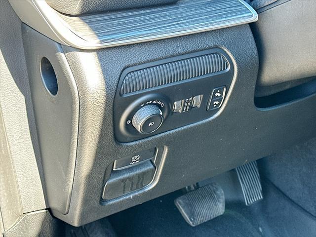 used 2022 Jeep Wagoneer car, priced at $32,996