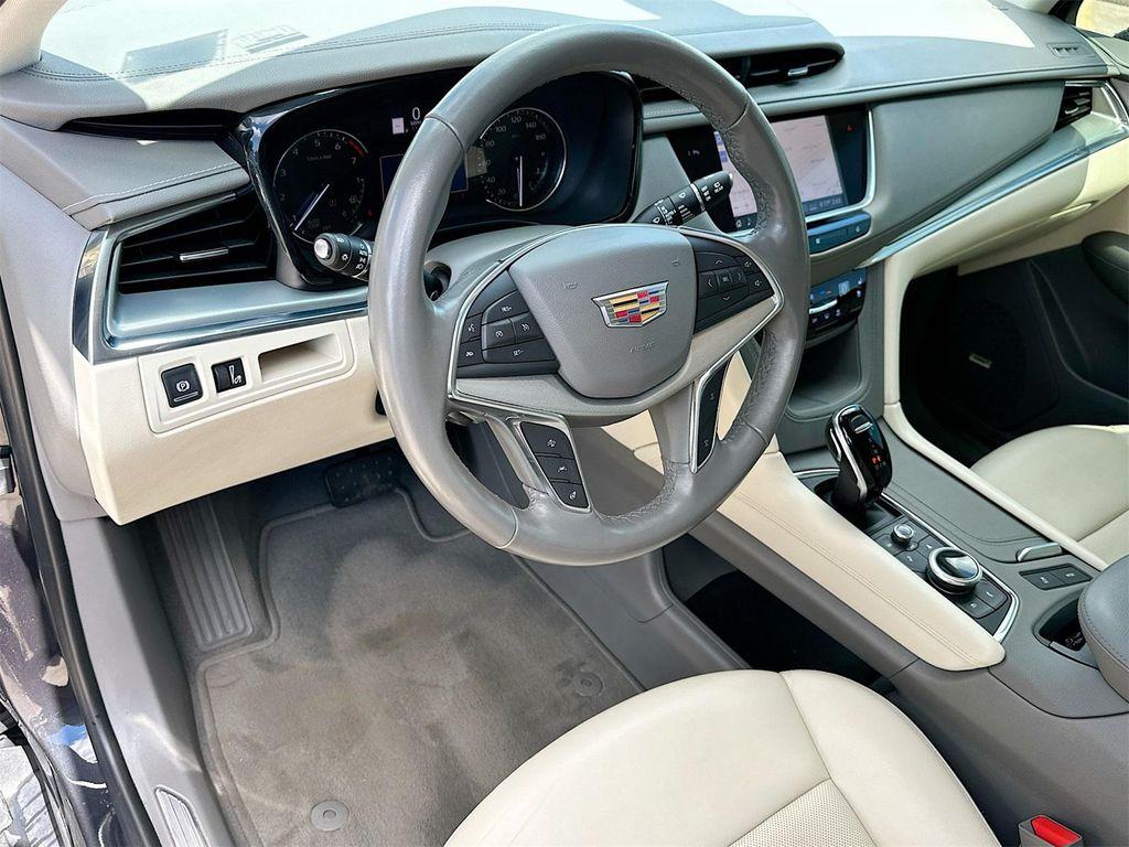 used 2020 Cadillac XT5 car, priced at $24,655