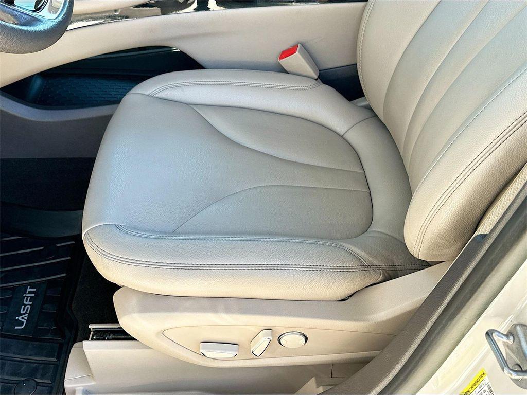 used 2022 Lincoln Nautilus car, priced at $29,495