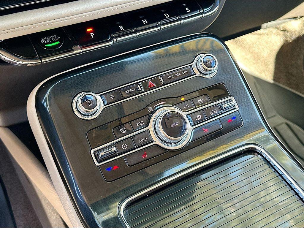 used 2022 Lincoln Nautilus car, priced at $29,495