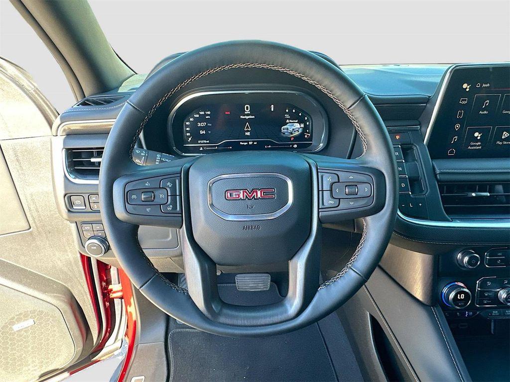 used 2023 GMC Yukon car, priced at $62,969