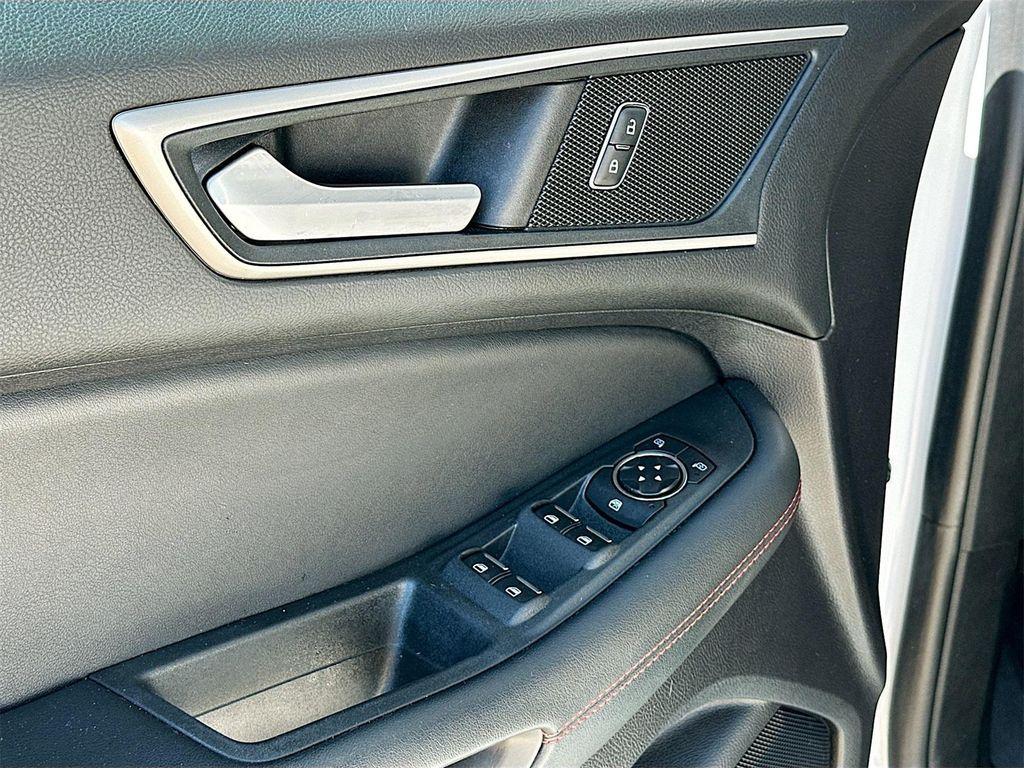 used 2021 Ford Edge car, priced at $22,969