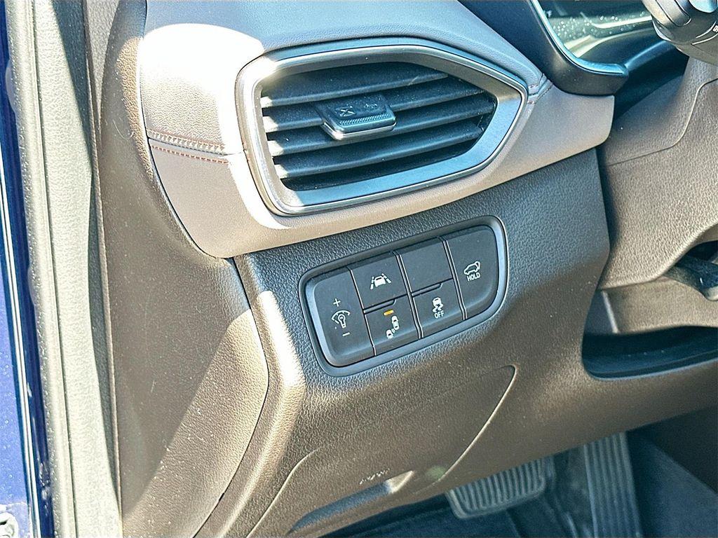 used 2020 Hyundai Santa Fe car, priced at $22,969