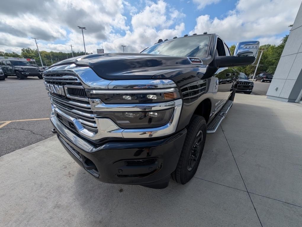 new 2025 Ram 3500 car, priced at $72,180