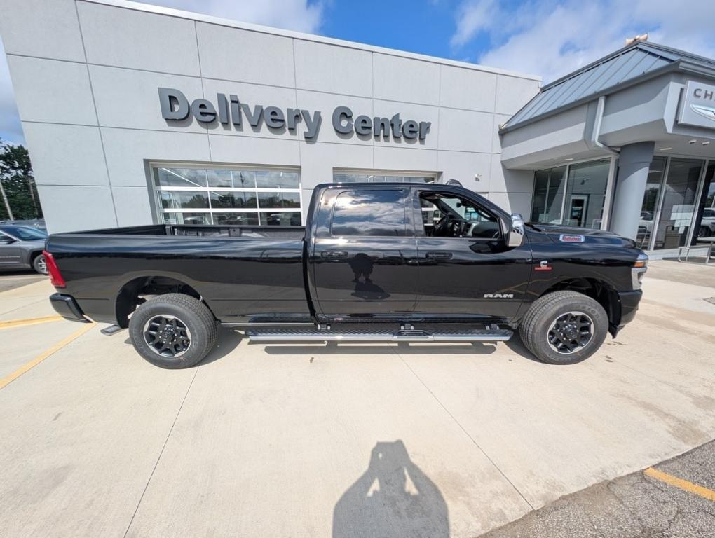 new 2025 Ram 3500 car, priced at $72,180