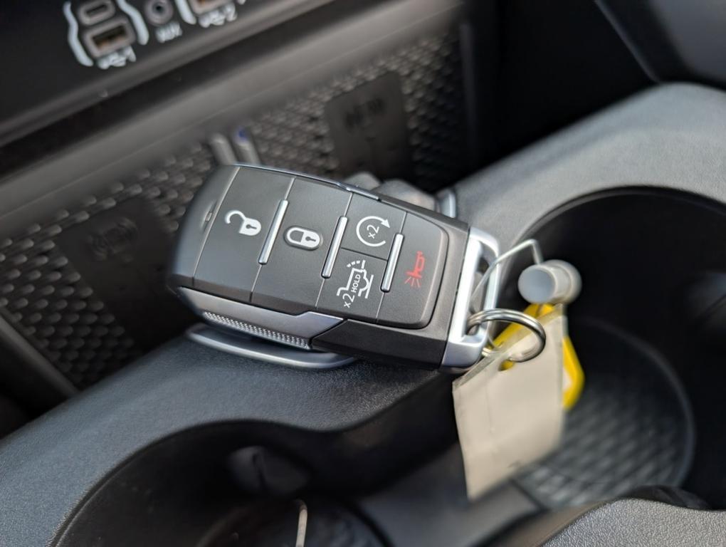 new 2025 Ram 3500 car, priced at $72,180