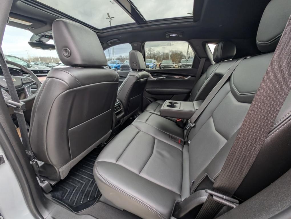 used 2023 Cadillac XT5 car, priced at $33,500