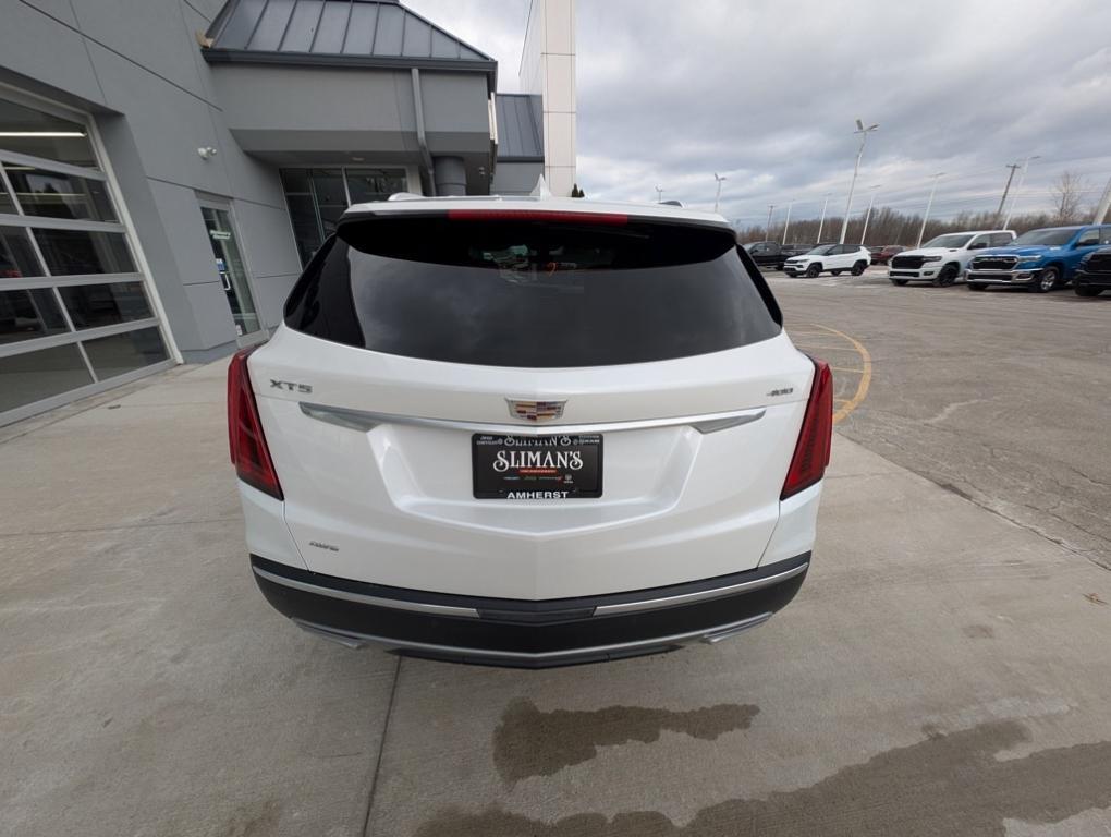 used 2023 Cadillac XT5 car, priced at $33,500