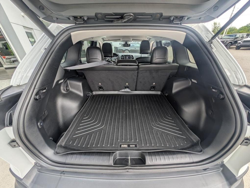 used 2019 Jeep Cherokee car, priced at $17,000