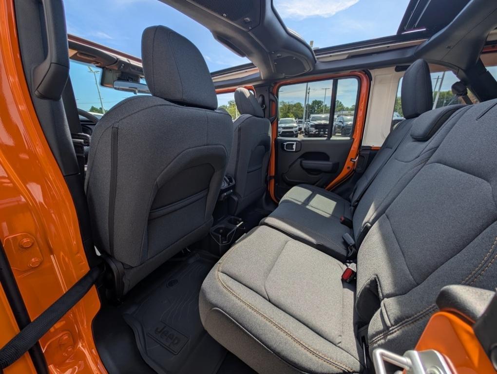 new 2025 Jeep Wrangler car, priced at $51,370