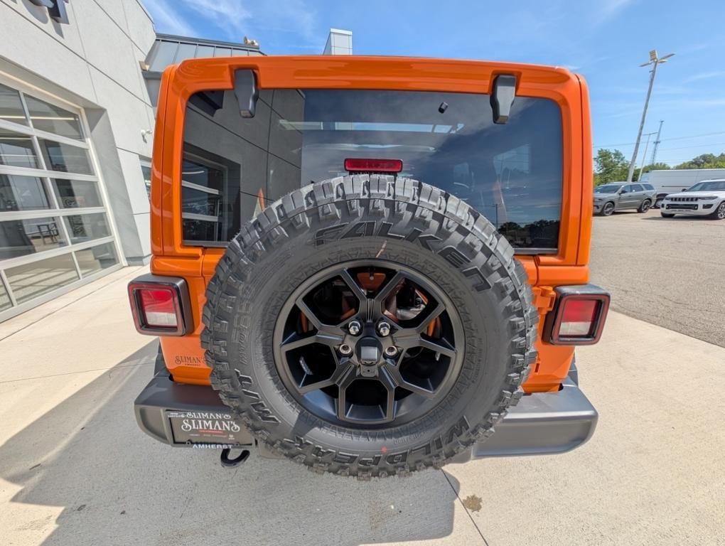 new 2025 Jeep Wrangler car, priced at $51,370