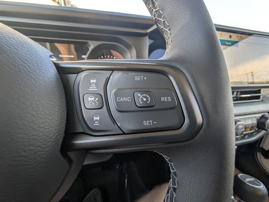 new 2026 Jeep Gladiator car, priced at $54,385