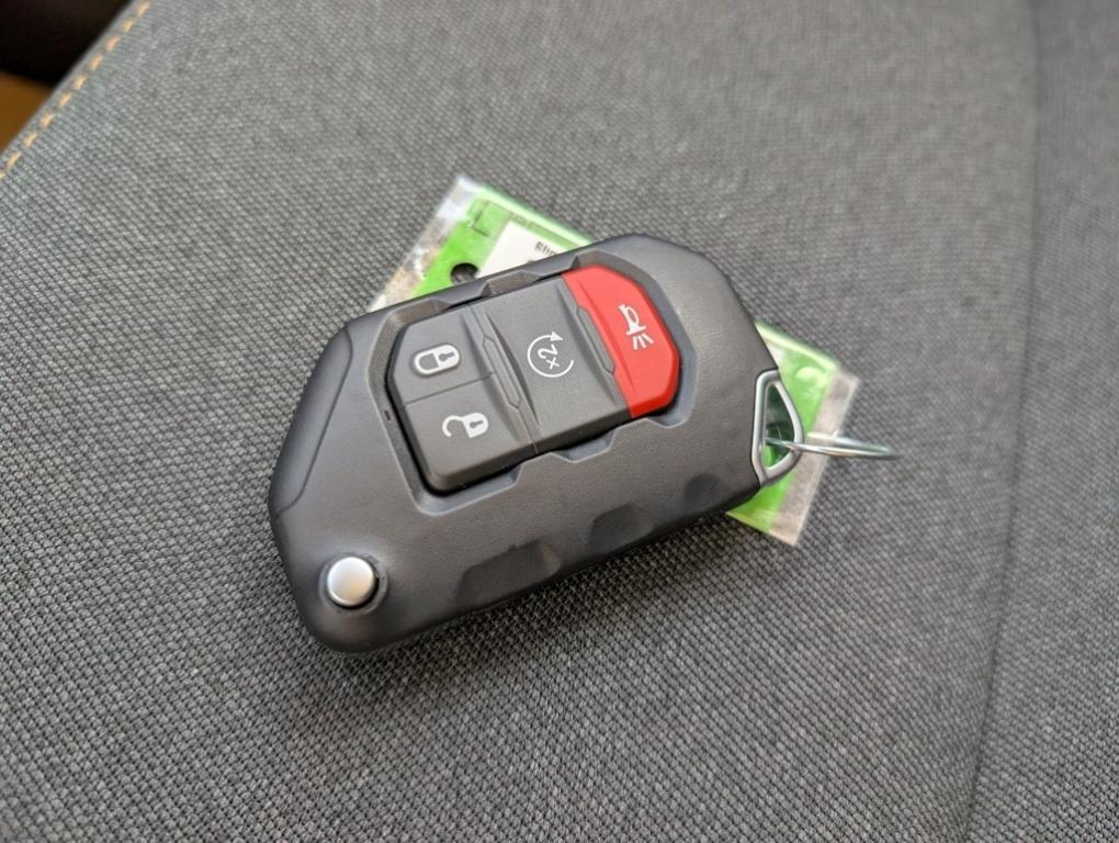 new 2026 Jeep Gladiator car, priced at $54,385