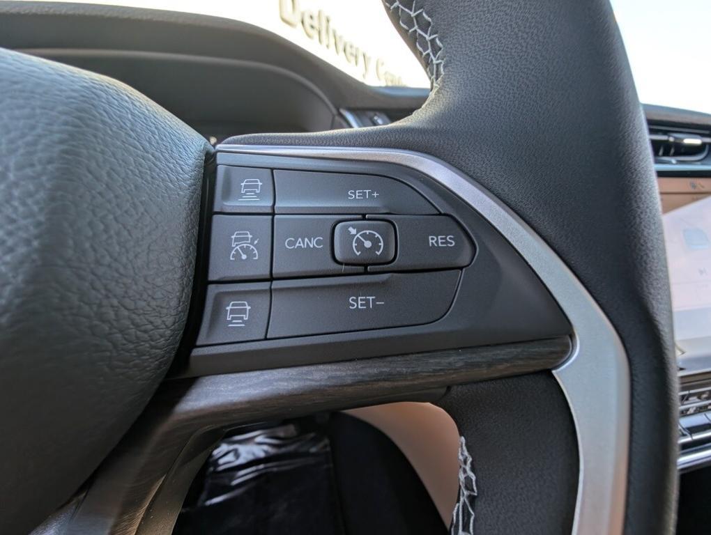 new 2025 Jeep Grand Cherokee car, priced at $47,165