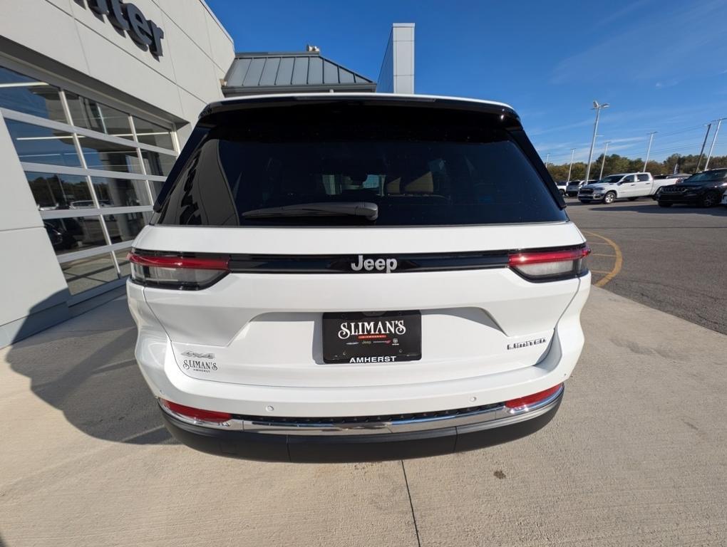 new 2025 Jeep Grand Cherokee car, priced at $47,165
