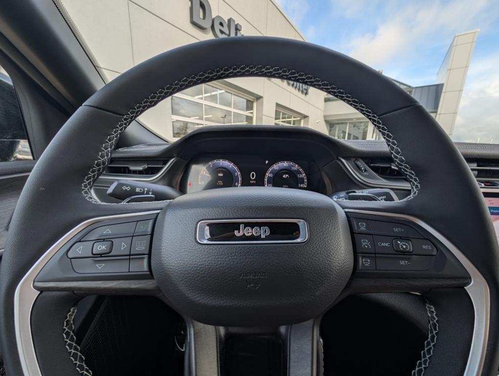 new 2025 Jeep Grand Cherokee car, priced at $50,485