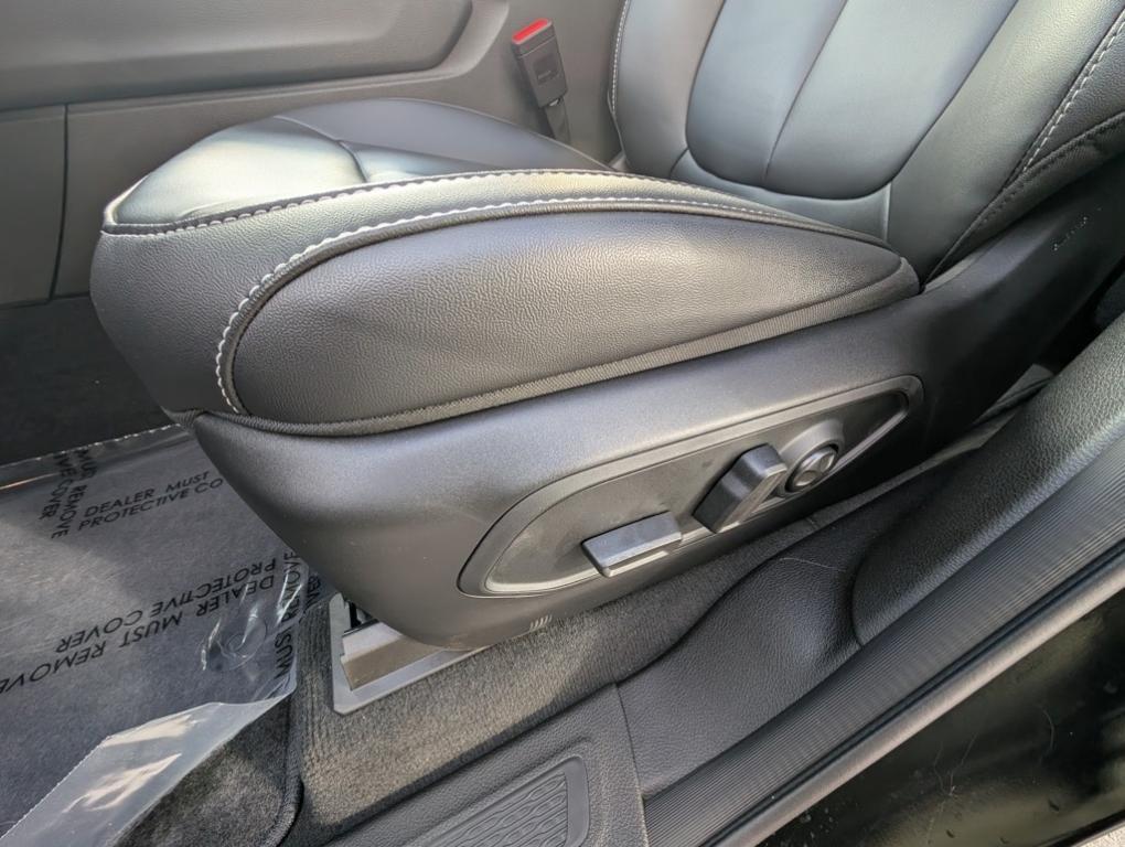 new 2025 Jeep Grand Cherokee car, priced at $50,485